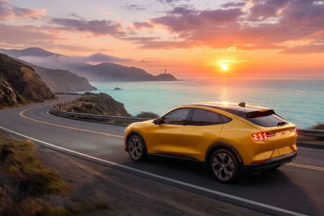 lamborghini urus τιμη